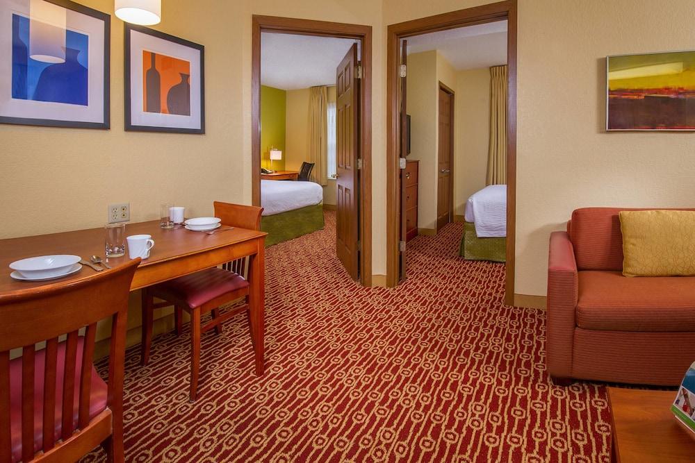 Sonesta Simply Suites פולס צ'רץ' מראה חיצוני תמונה