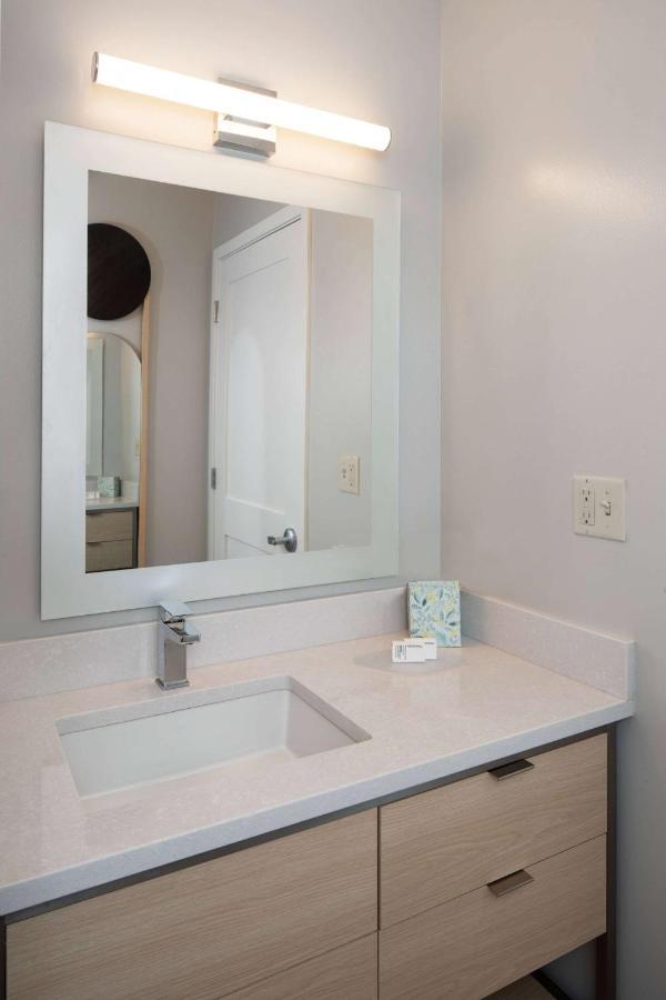 Sonesta Simply Suites פולס צ'רץ' מראה חיצוני תמונה